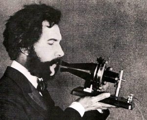 Investion du téléphone en 1876 par Bell